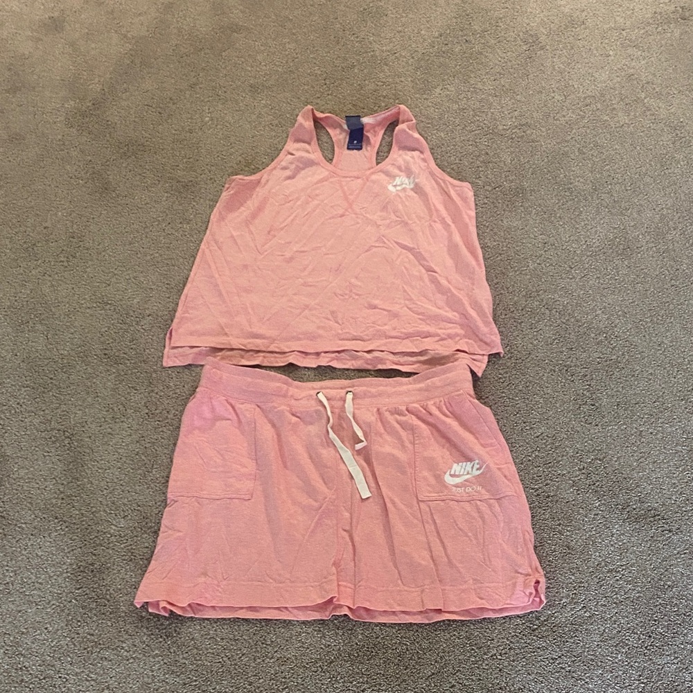 Nike Light Pink Athletic Set